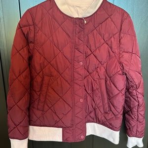 Gap reversible jacket